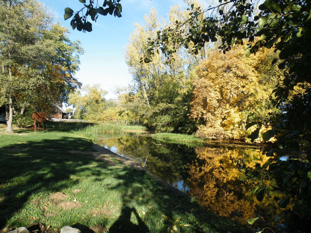 Vizimalom Kemping, Panzio Es Etterem Turistvandi Buitenkant foto